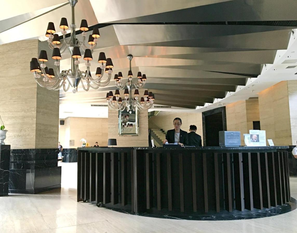 Gramercy Residences Manila Exterior foto